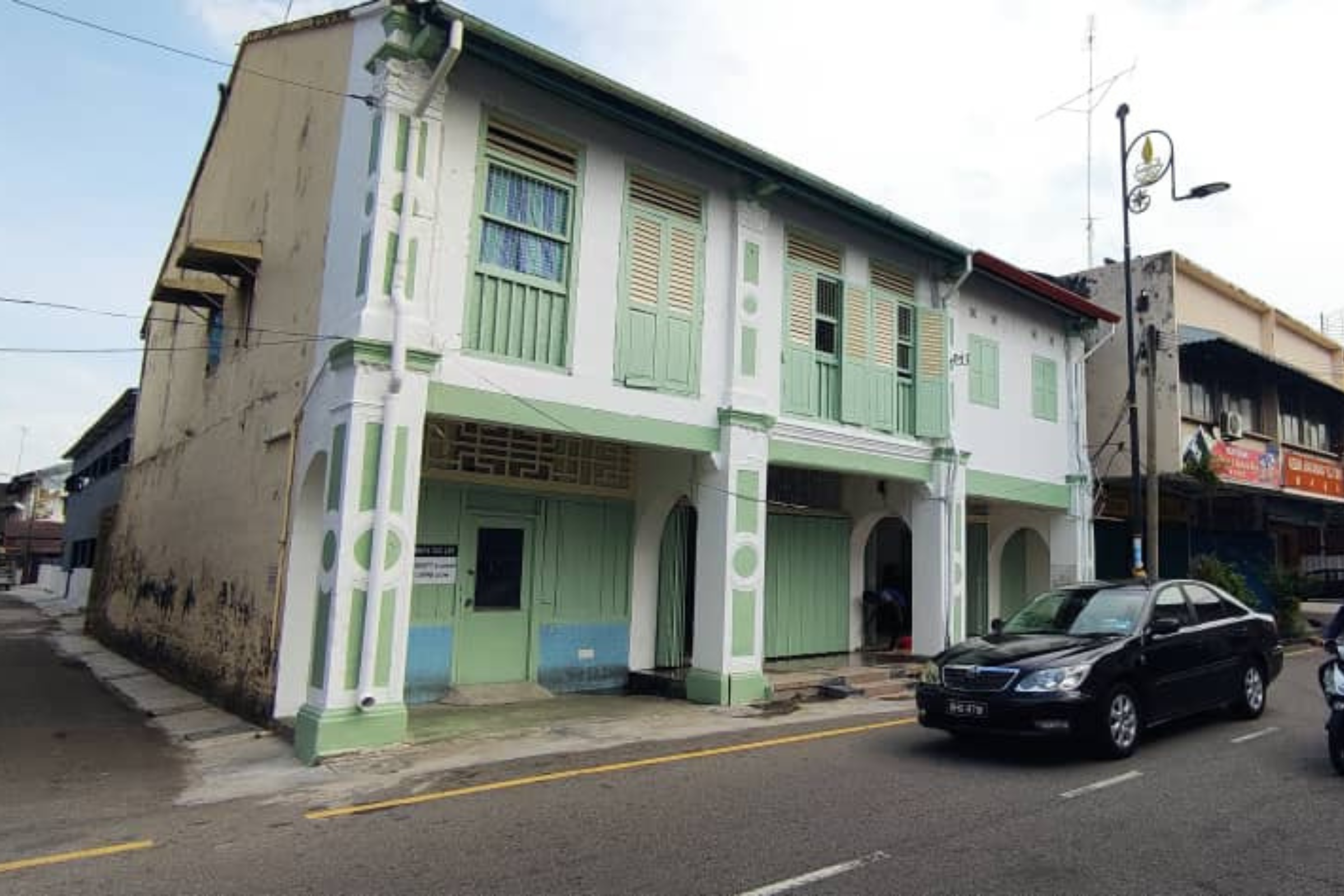 BUKIT CINA SHOPLOT –  LOT 84